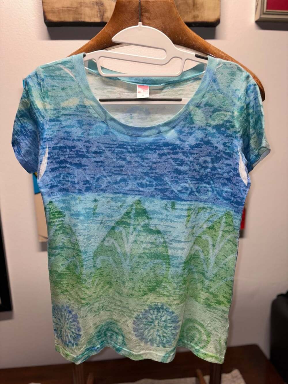 Before + Again T-Shirt Size XS Blue Green Tree Pattern